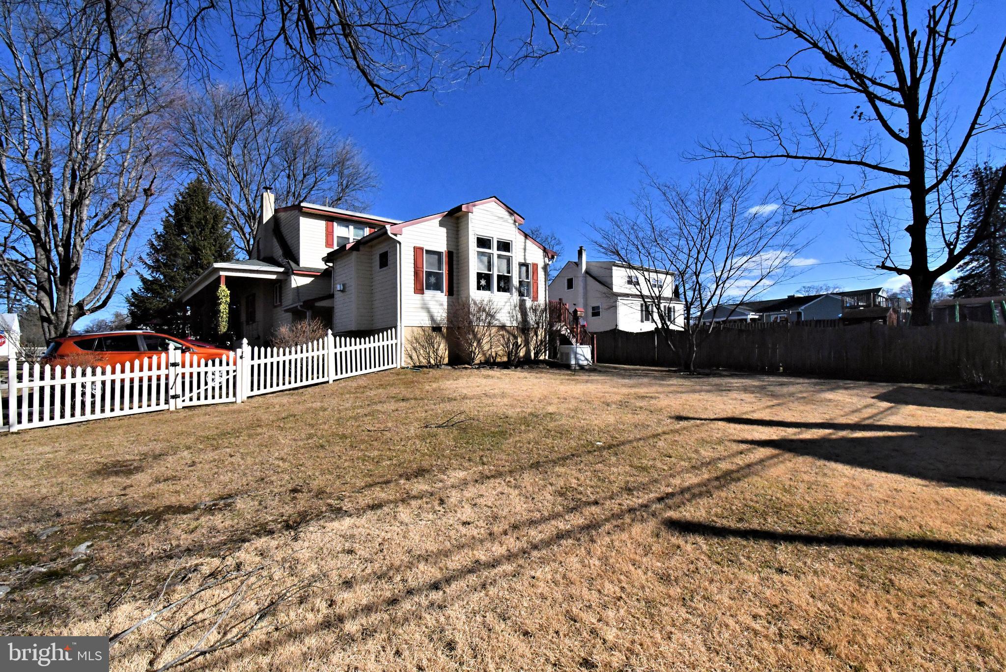 FEASTERVILLE HGTS - Residential