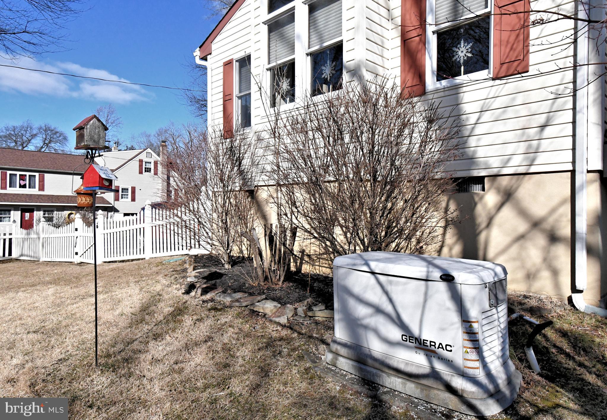 FEASTERVILLE HGTS - Residential