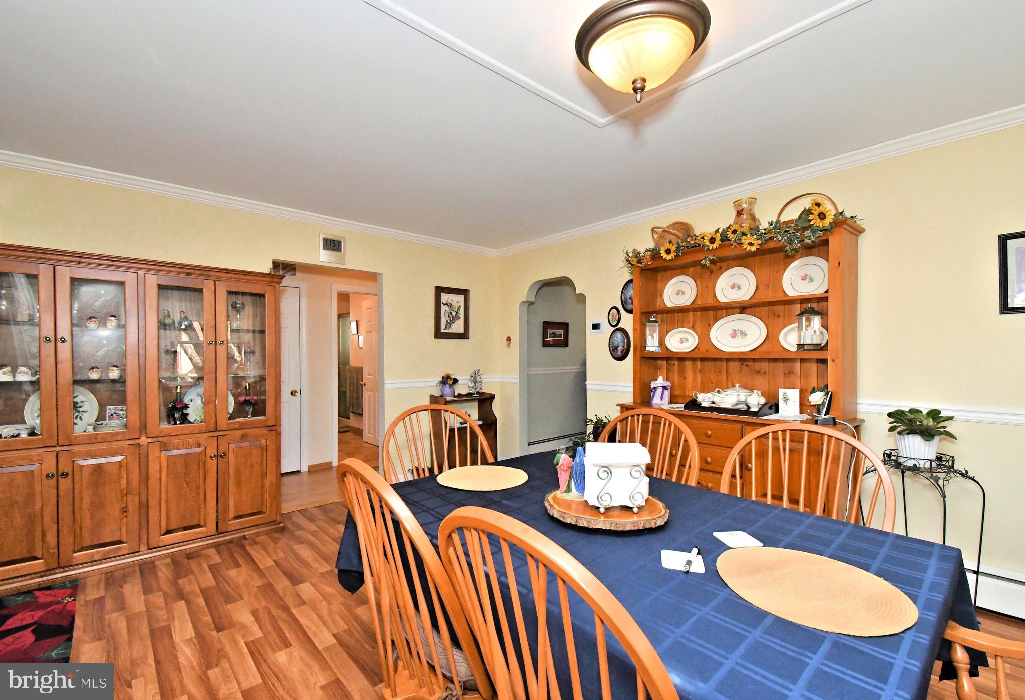 FEASTERVILLE HGTS - Residential