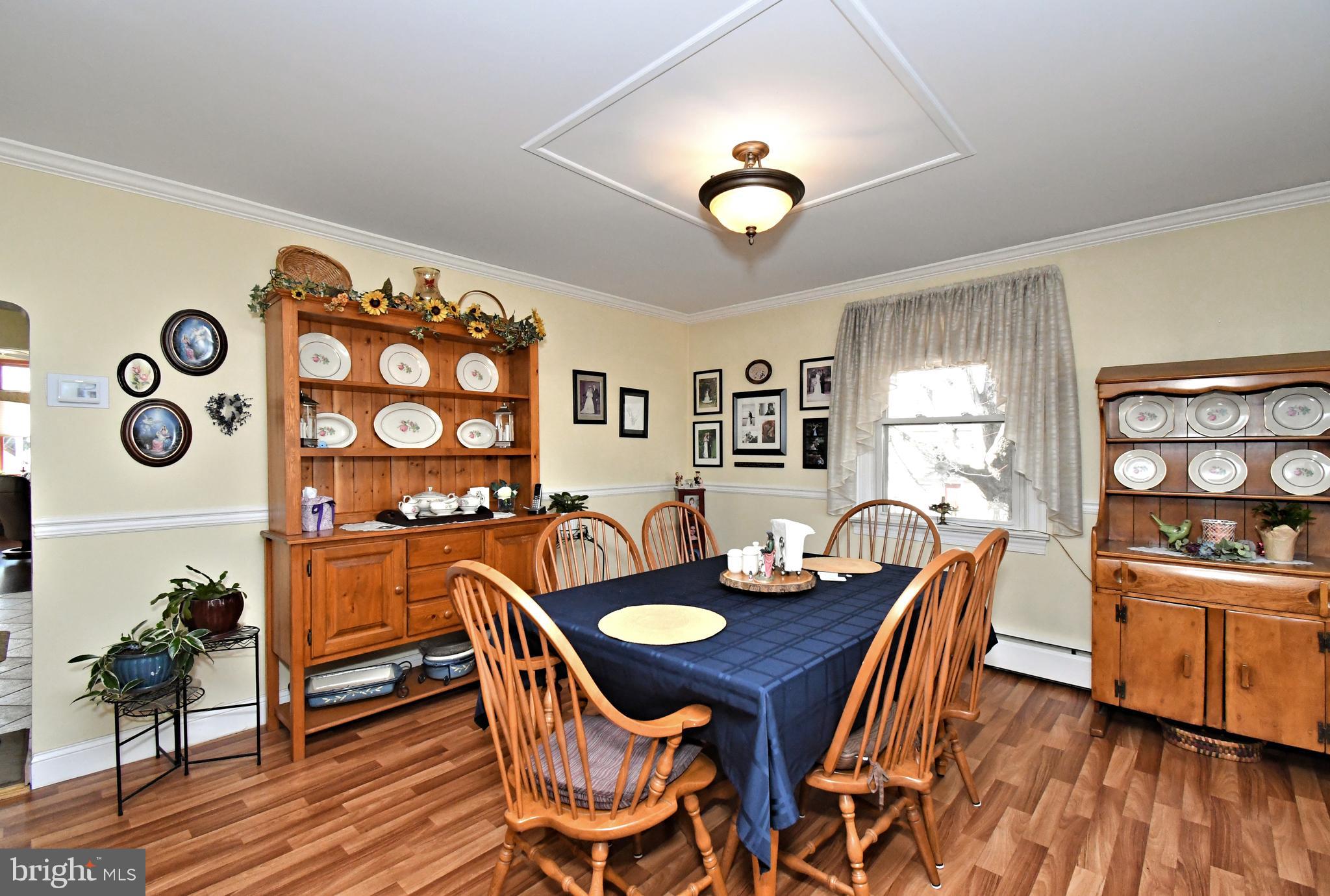 FEASTERVILLE HGTS - Residential