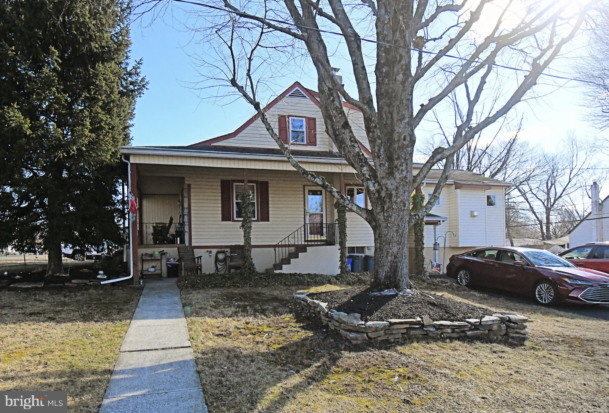 FEASTERVILLE HGTS - Residential