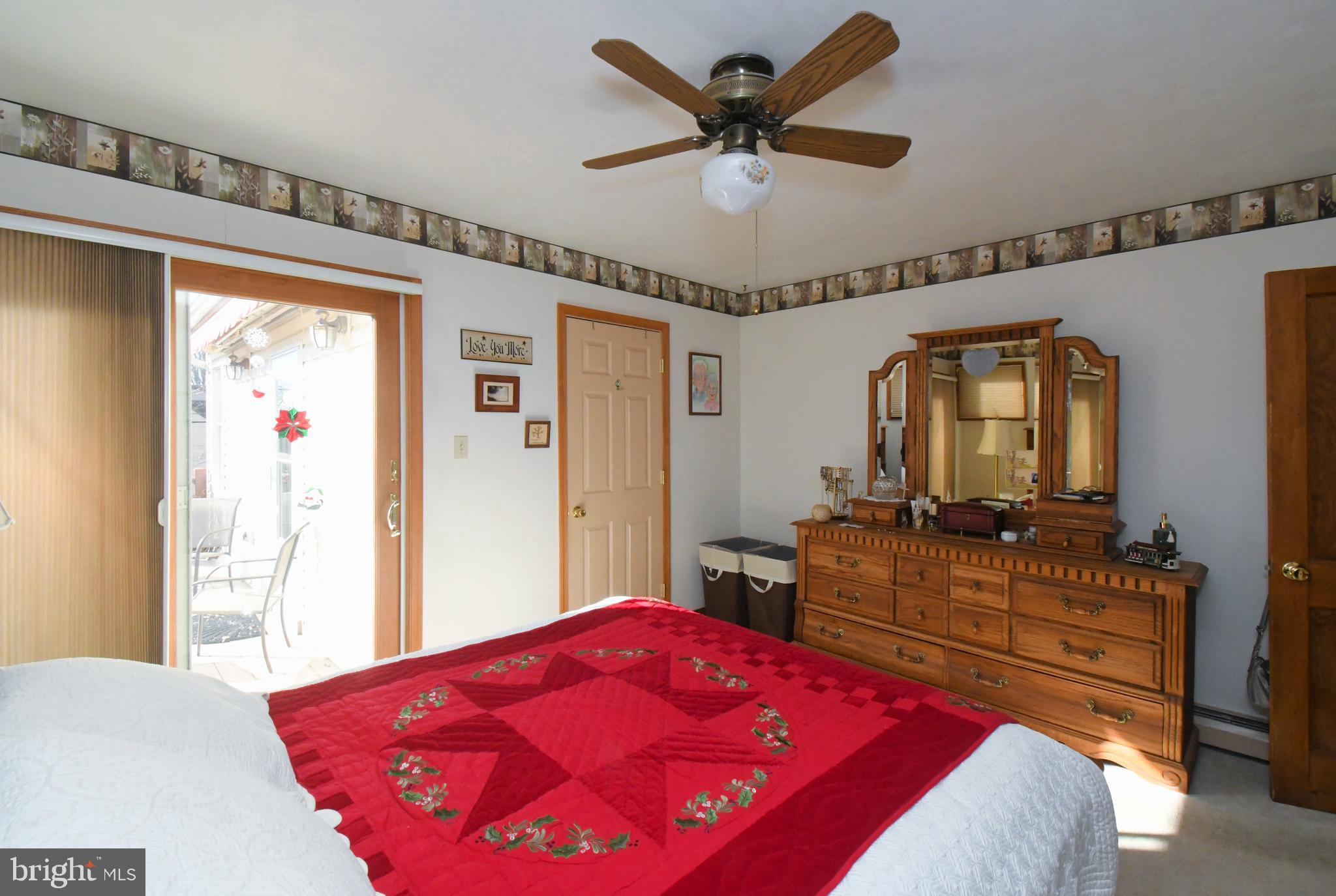 FEASTERVILLE HGTS - Residential