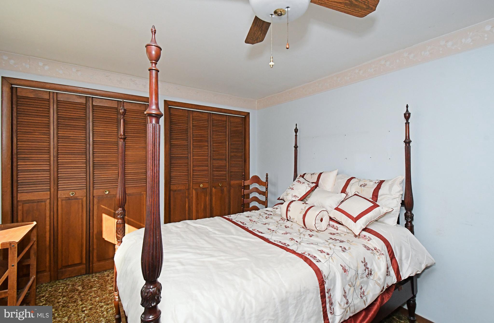 FEASTERVILLE HGTS - Residential