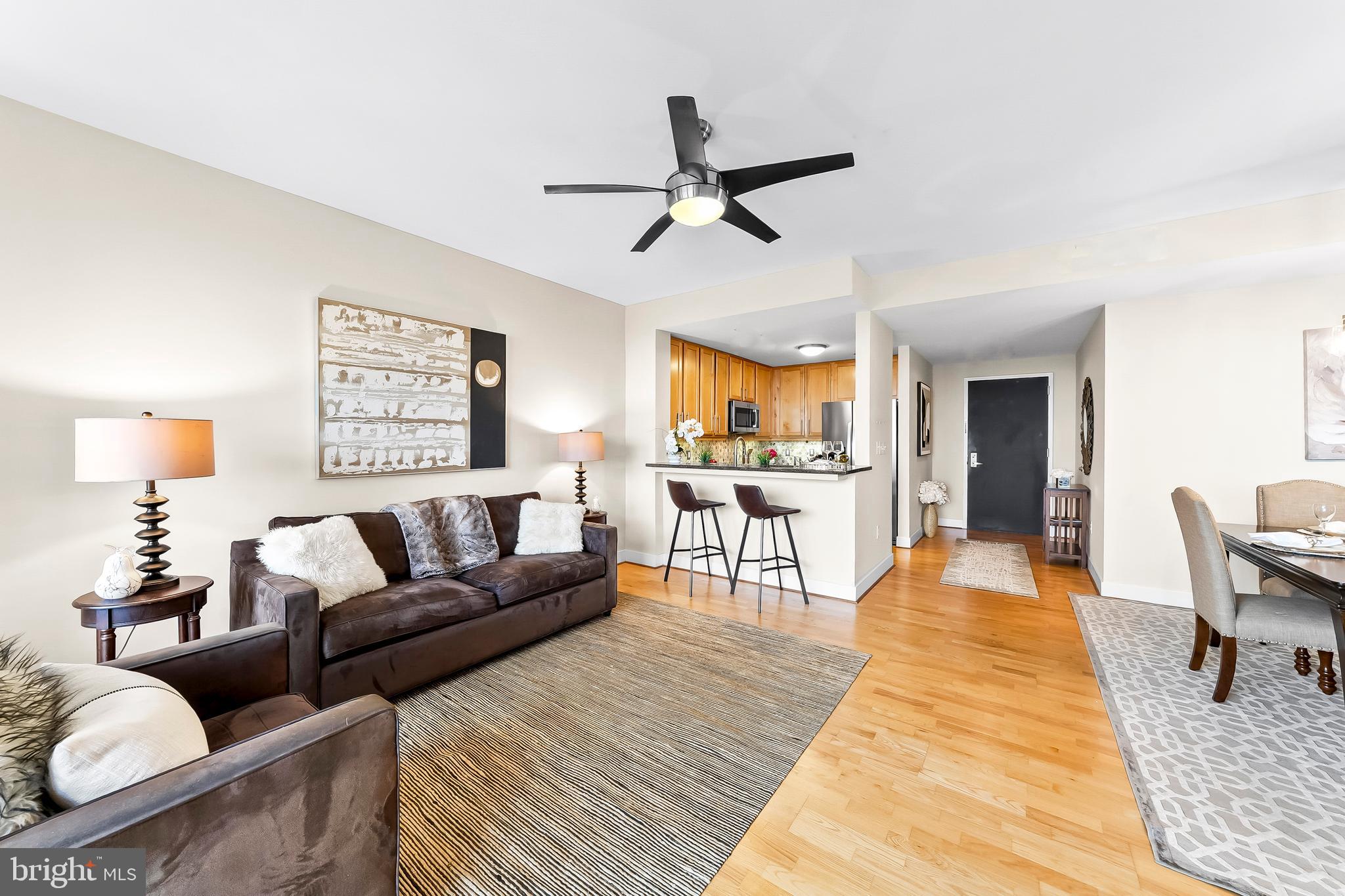 RIVER TOWER CHRIST L - Residential