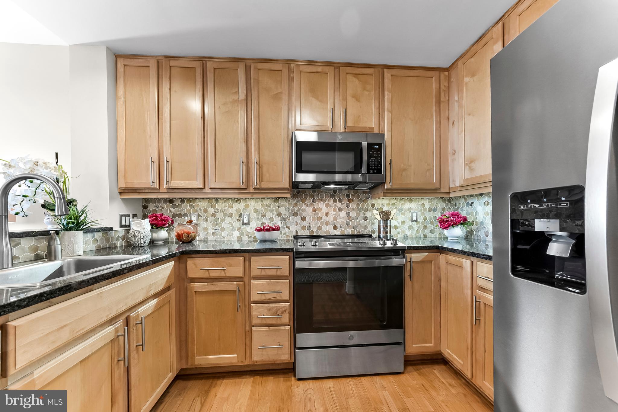 RIVER TOWER CHRIST L - Residential