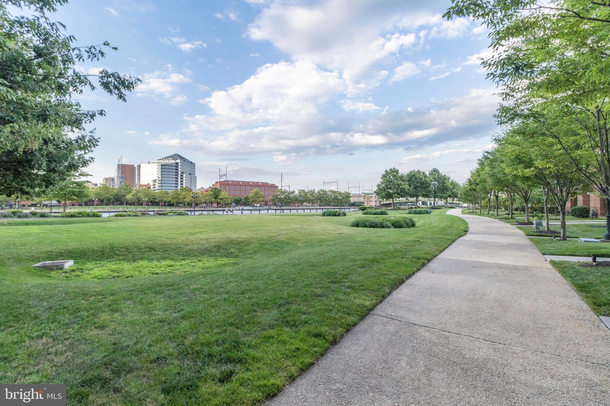 RIVER TOWER CHRIST L - Residential