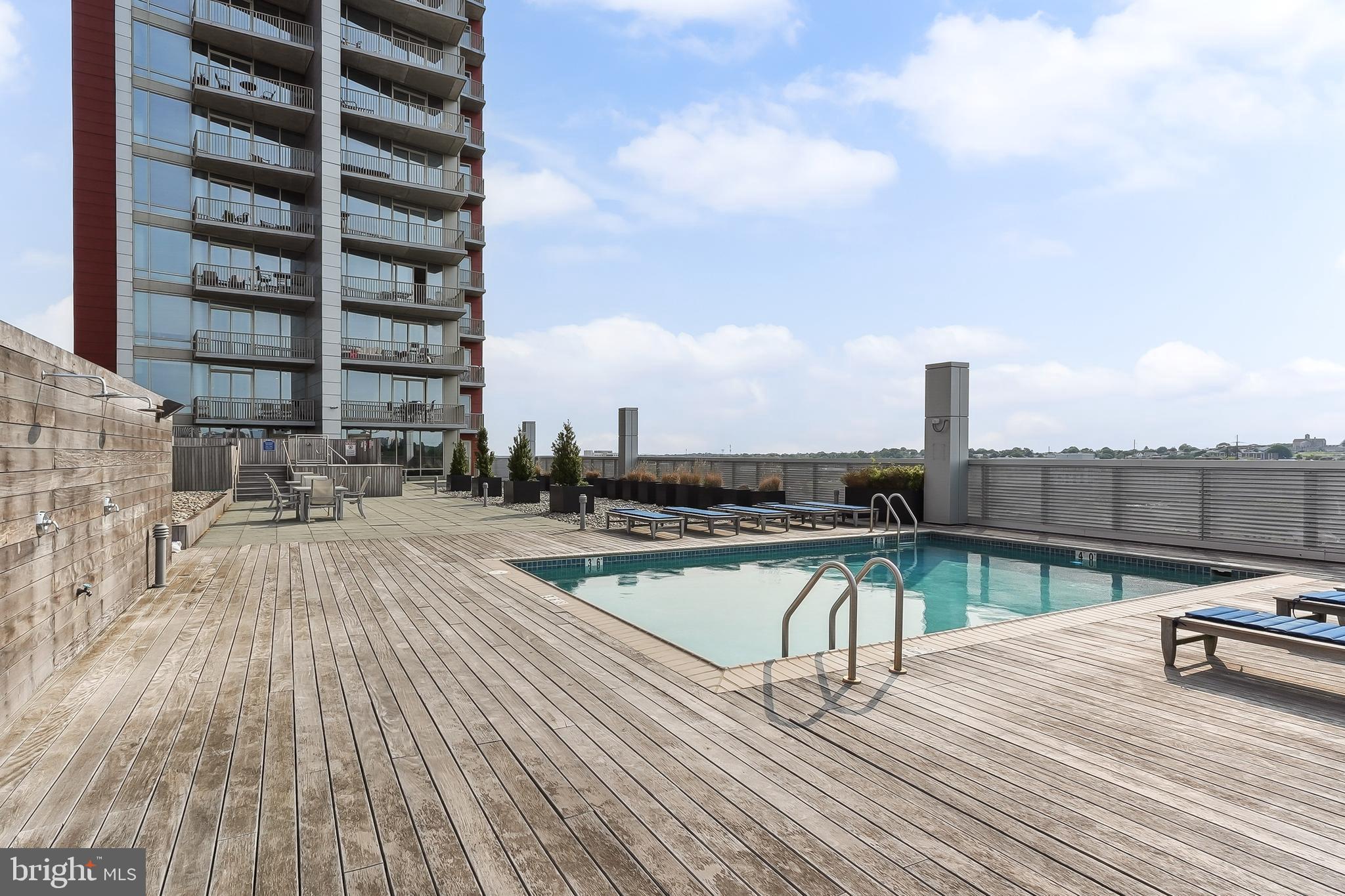 RIVER TOWER CHRIST L - Residential