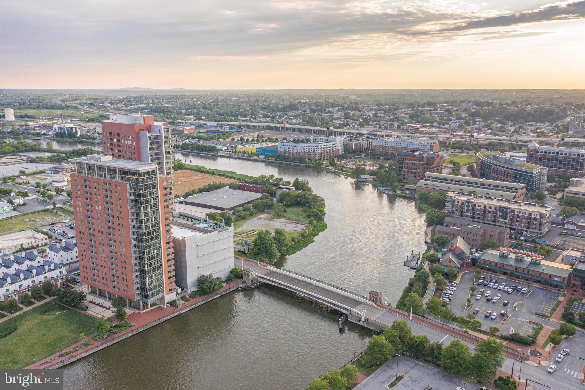 RIVER TOWER CHRIST L - Residential