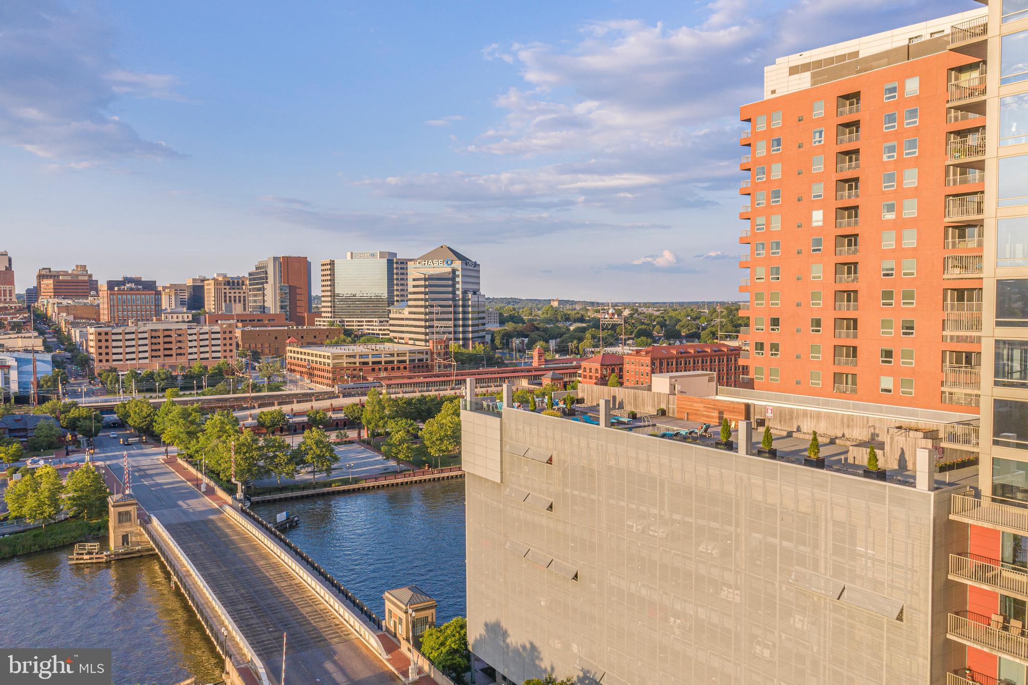 RIVER TOWER CHRIST L - Residential