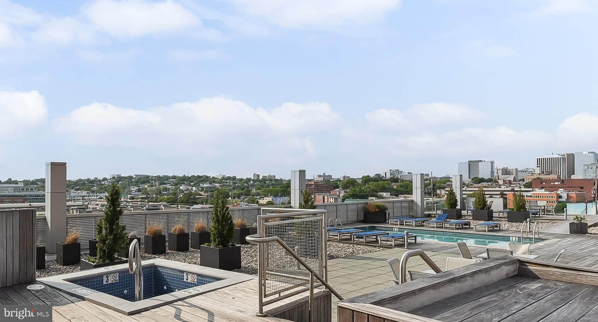 RIVER TOWER CHRIST L - Residential