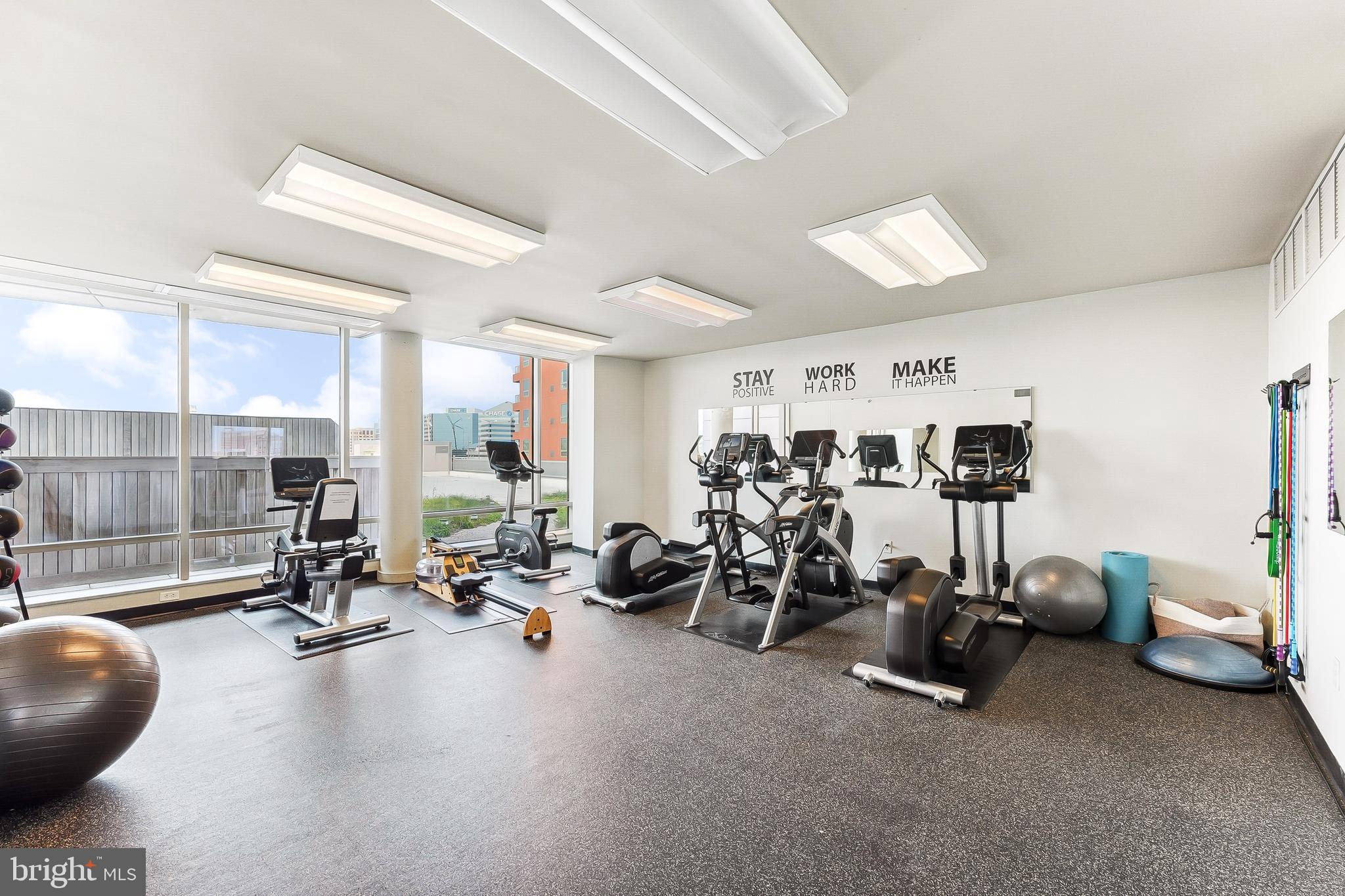 RIVER TOWER CHRIST L - Residential