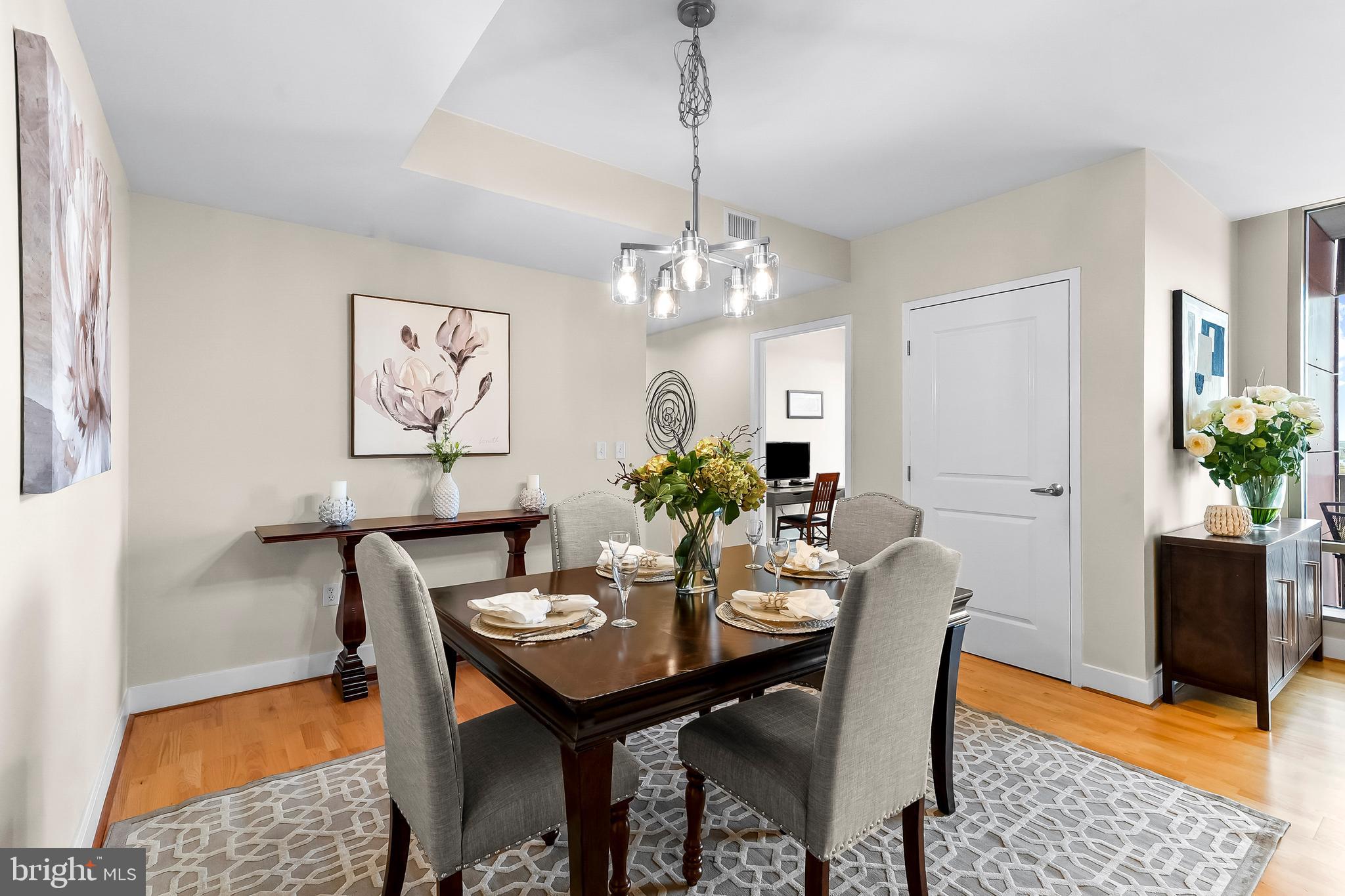 RIVER TOWER CHRIST L - Residential