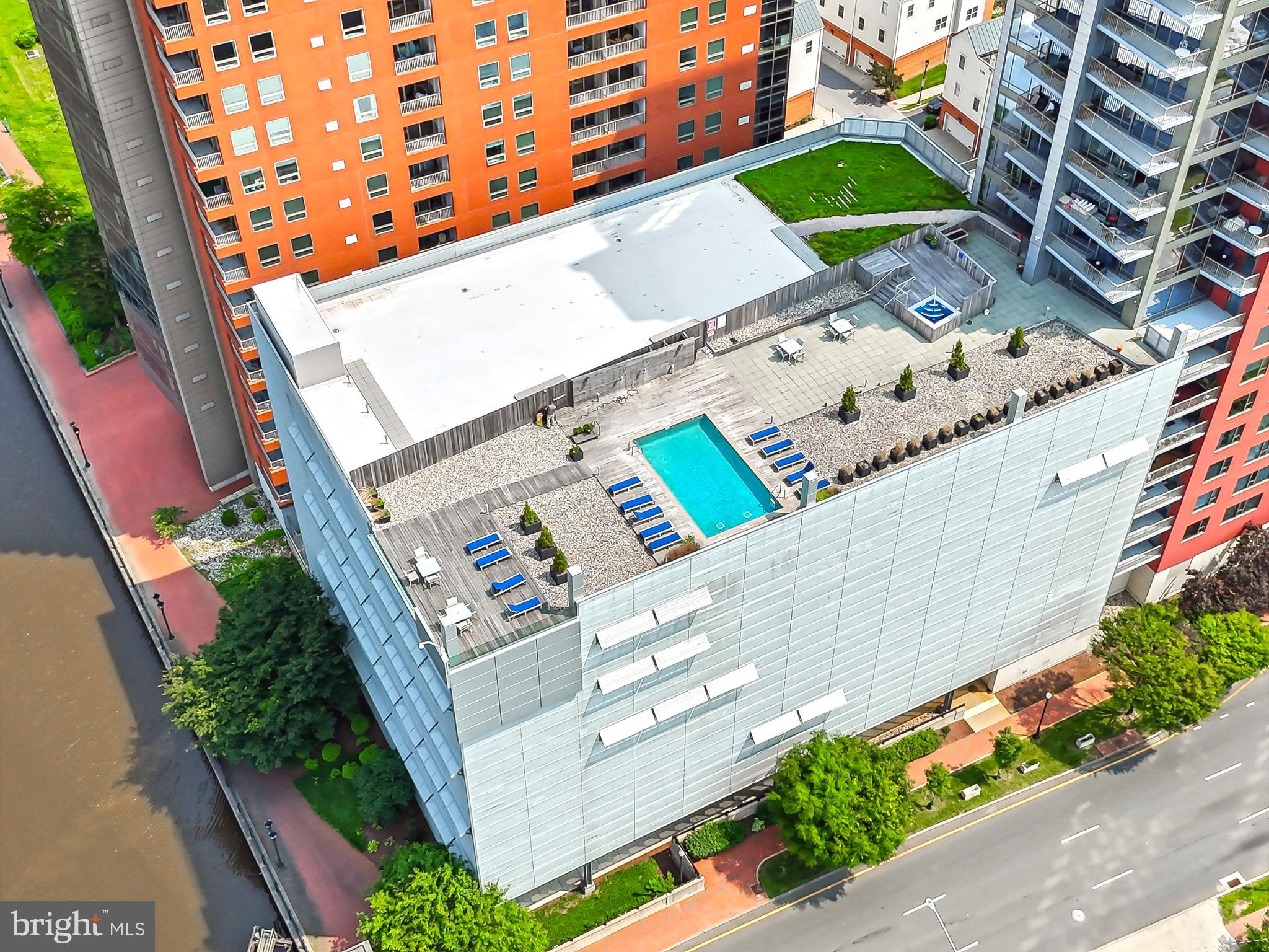 RIVER TOWER CHRIST L - Residential