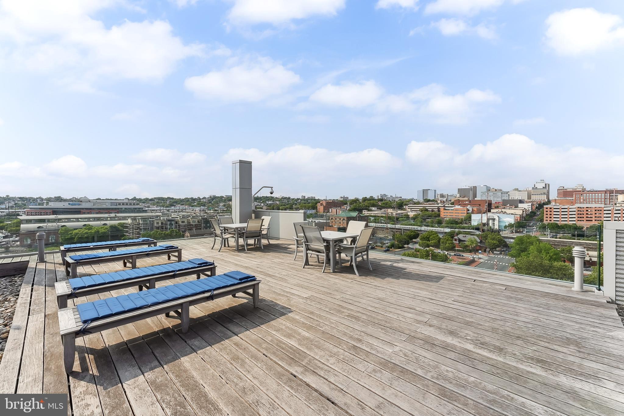 RIVER TOWER CHRIST L - Residential