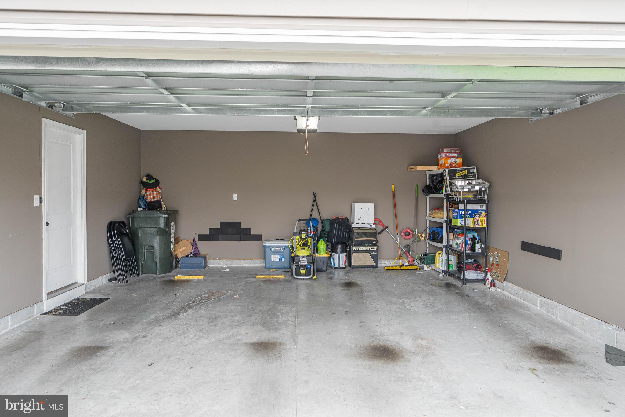 YORKSHIRE ESTATES - Residential