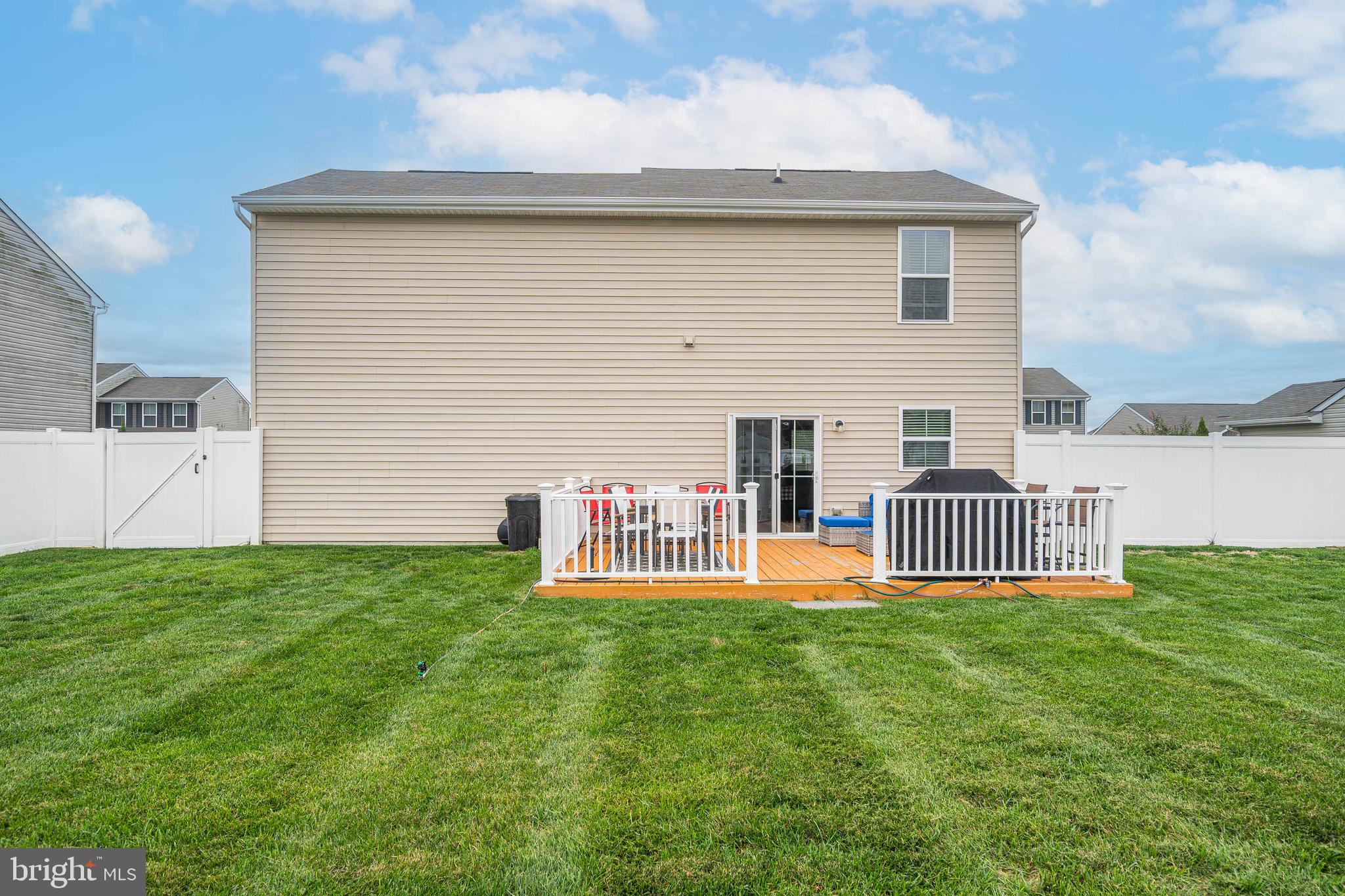 38391 ELIZABETH LANE