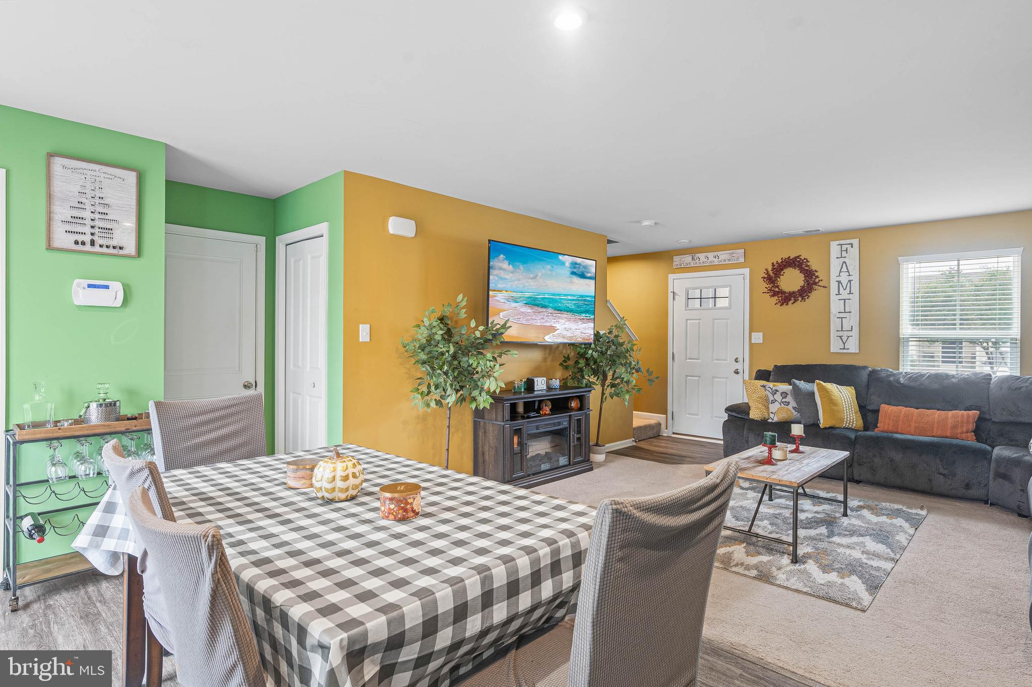 YORKSHIRE ESTATES - Residential