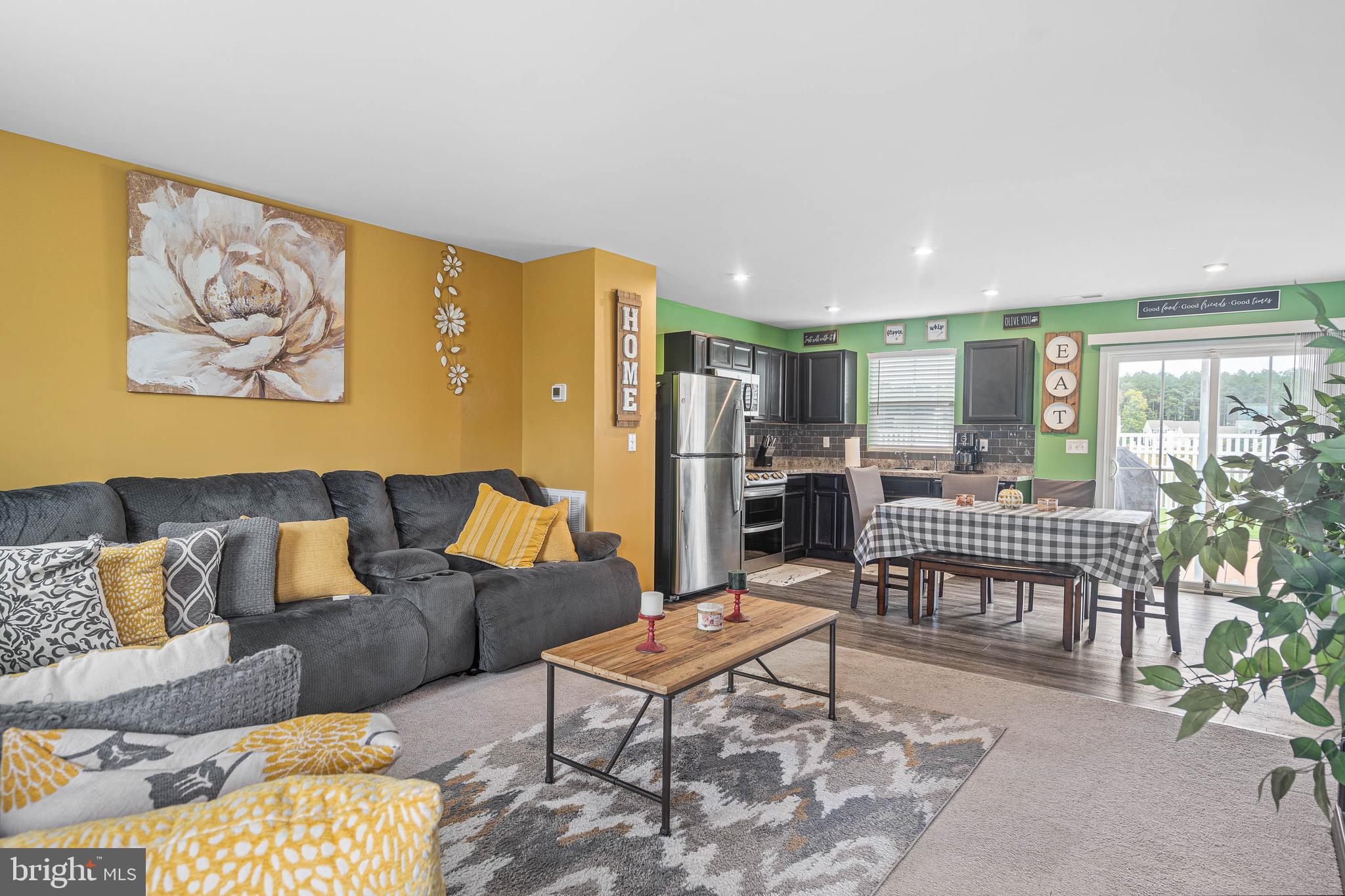 YORKSHIRE ESTATES - Residential