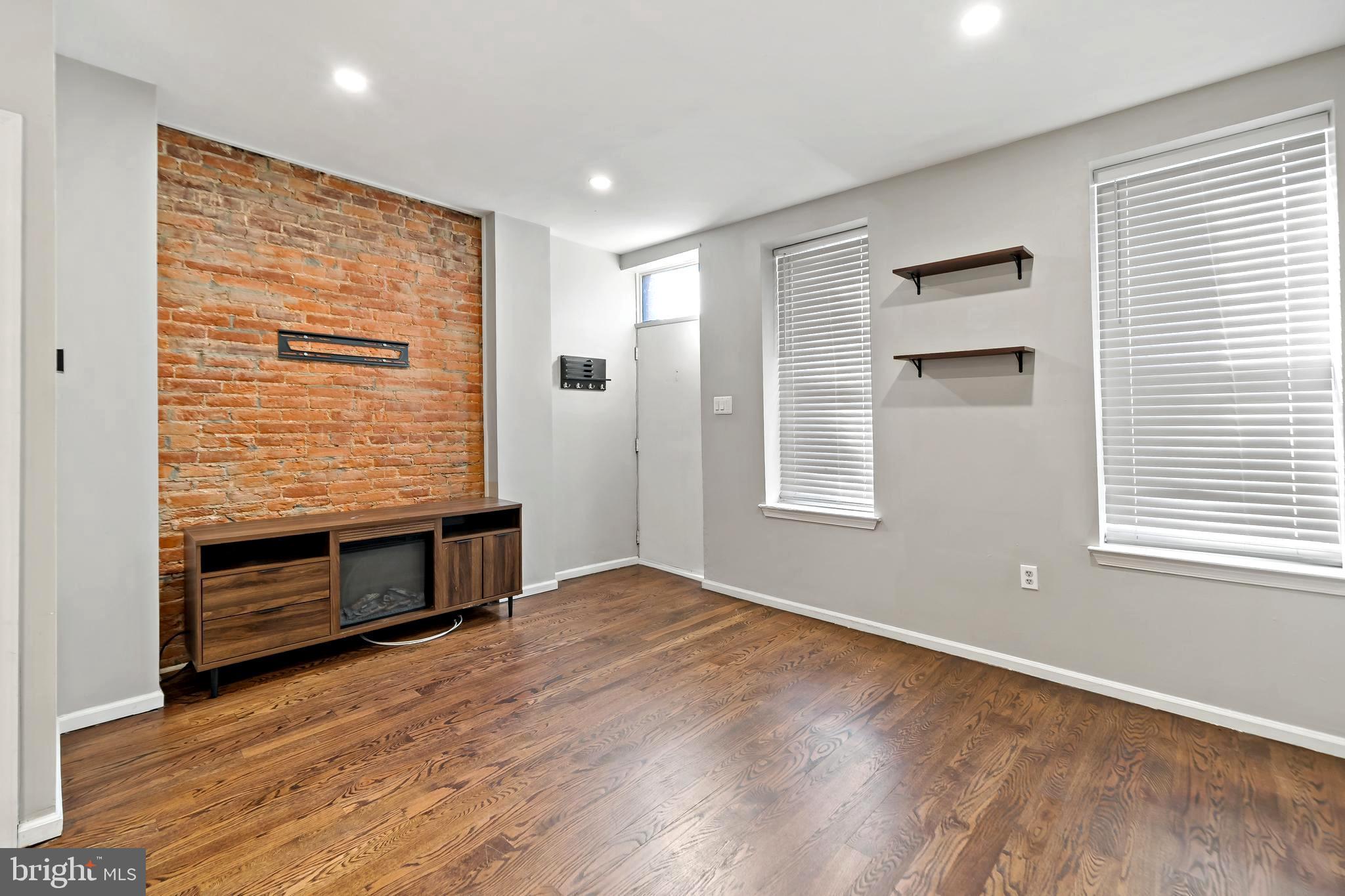 GRADUATE HOSPITAL - Residential