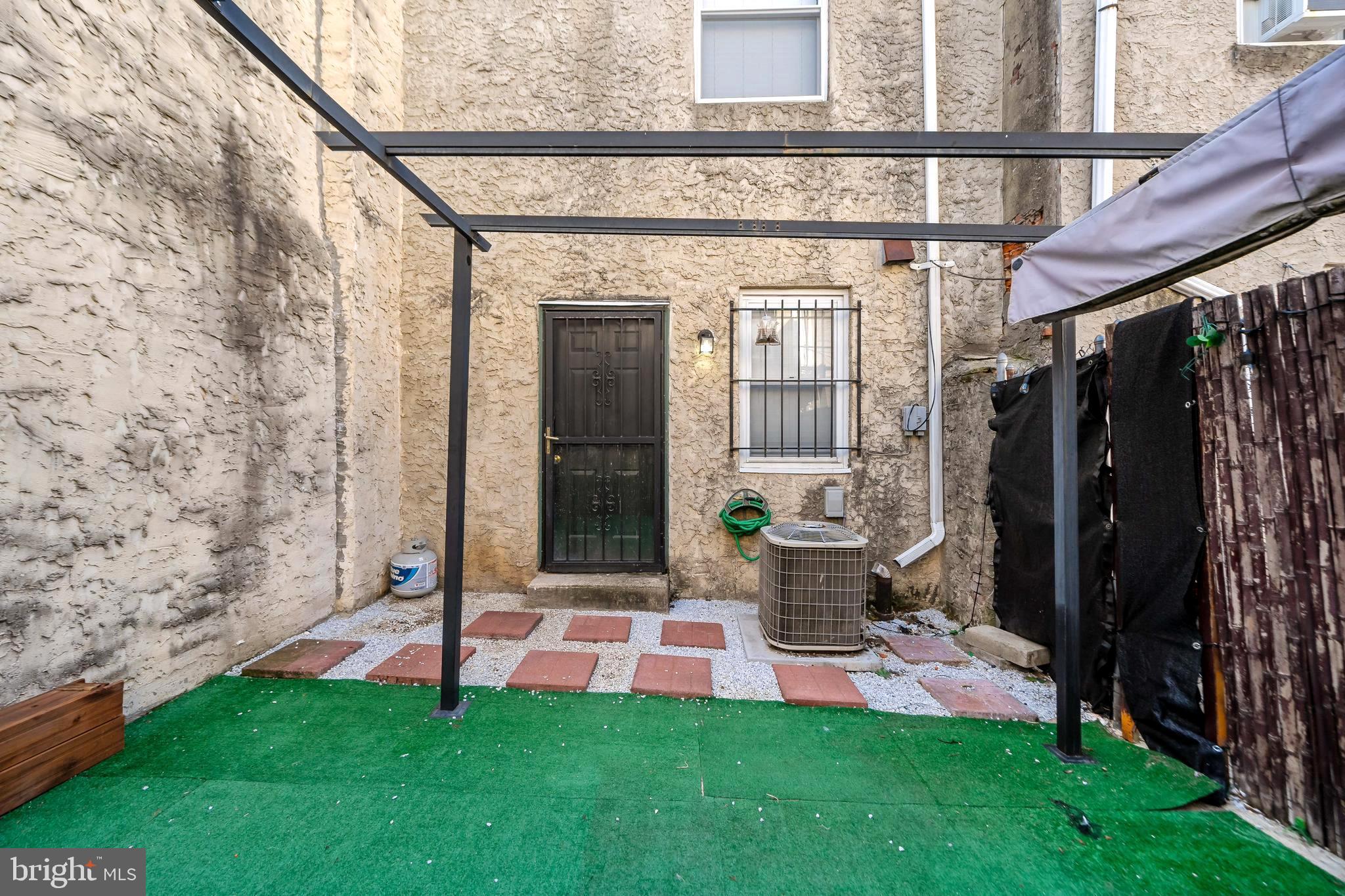 GRADUATE HOSPITAL - Residential