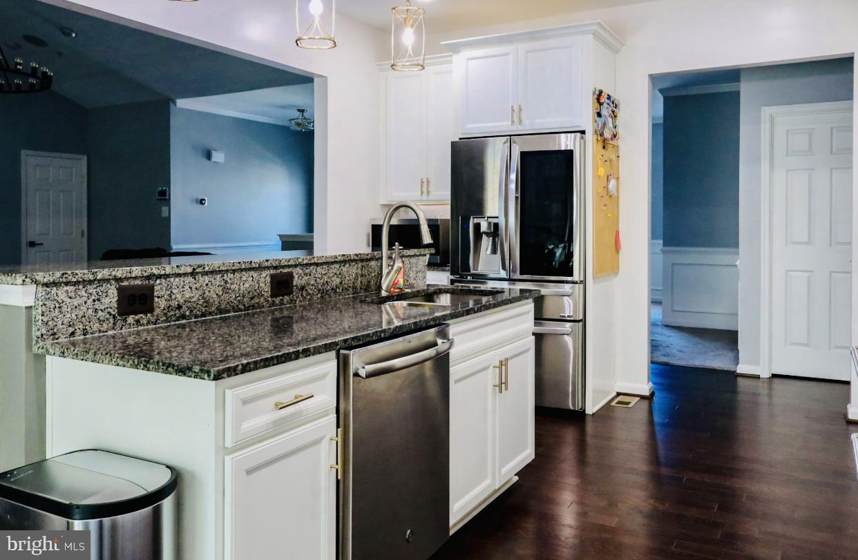 SURRATTS CROSSING - Residential