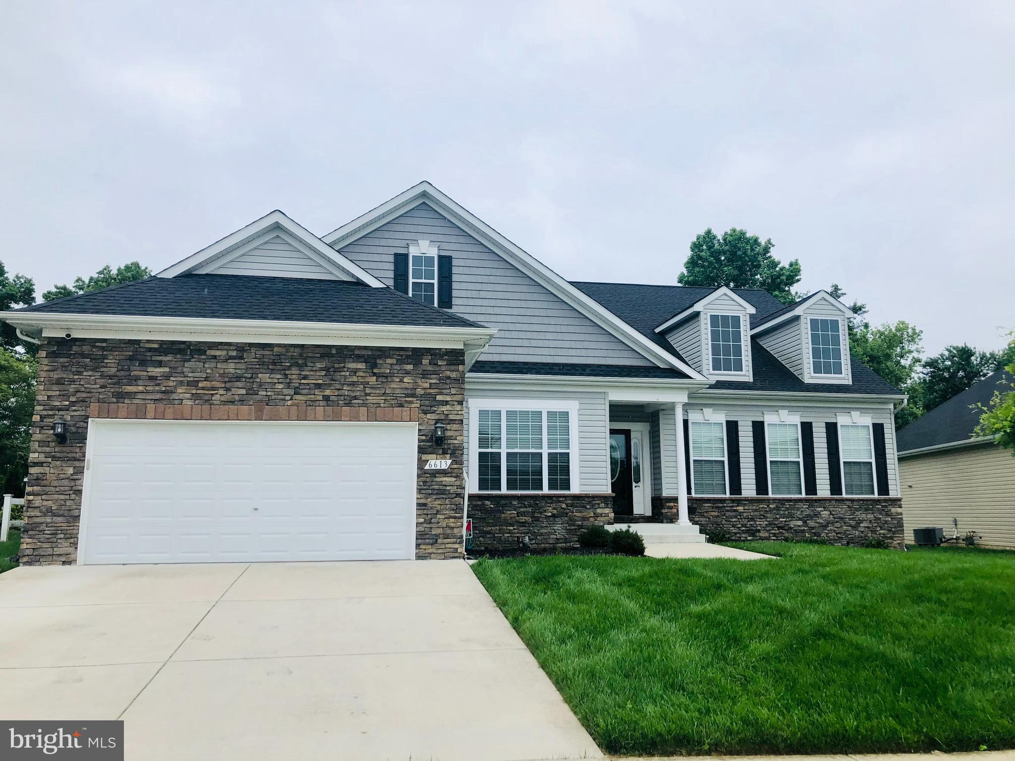 SURRATTS CROSSING - Residential