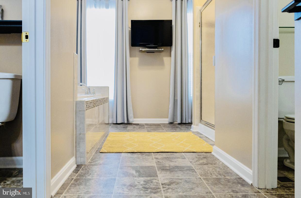 SURRATTS CROSSING - Residential