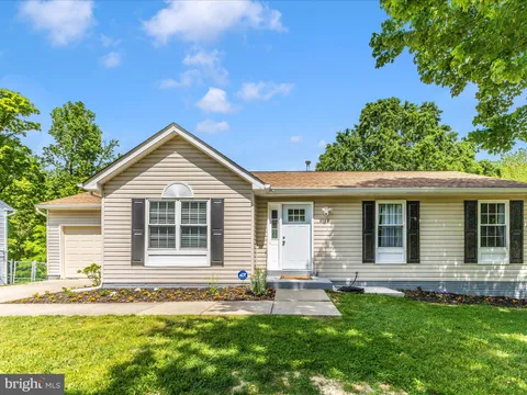 1710 Dennis Court, District Heights, MD MLS: MDPG2150798