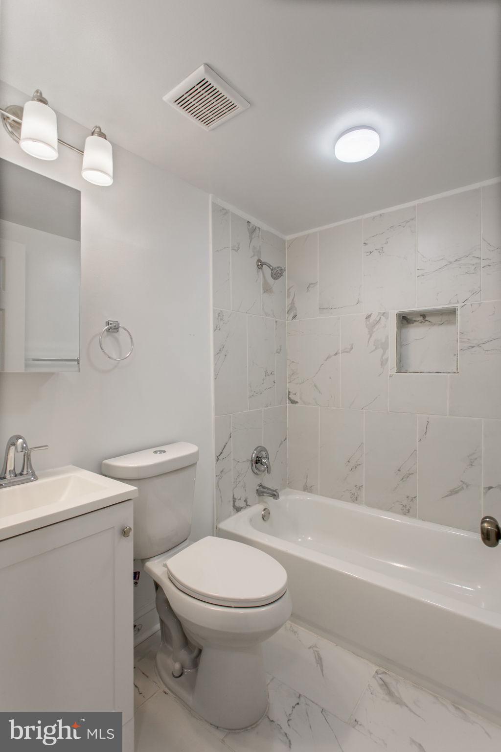 SANDTOWN-WINCHESTER - Residential