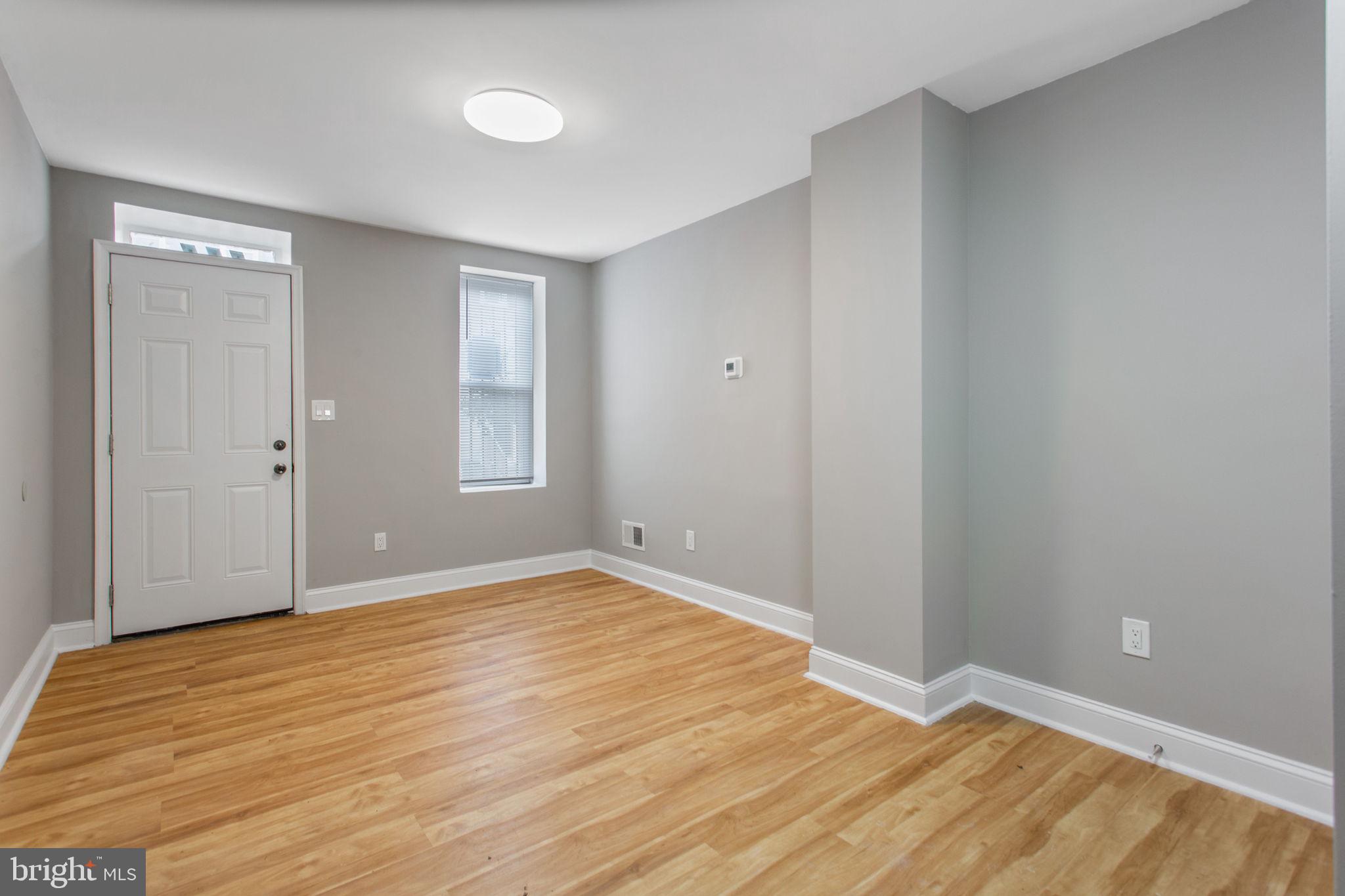 SANDTOWN-WINCHESTER - Residential