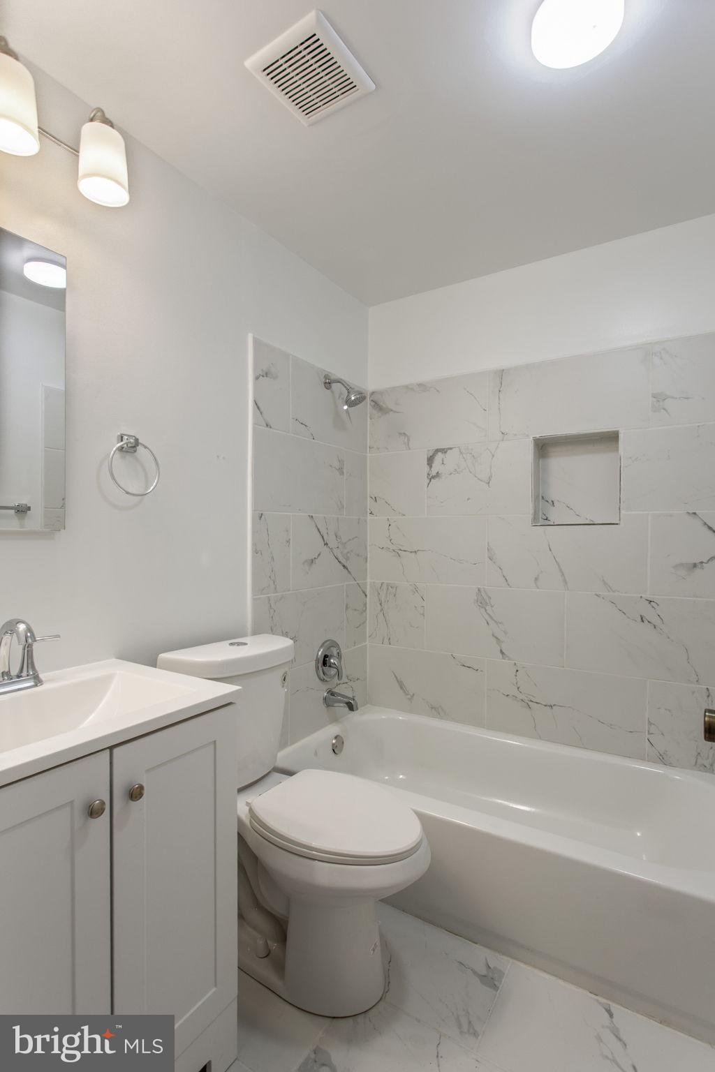 SANDTOWN-WINCHESTER - Residential