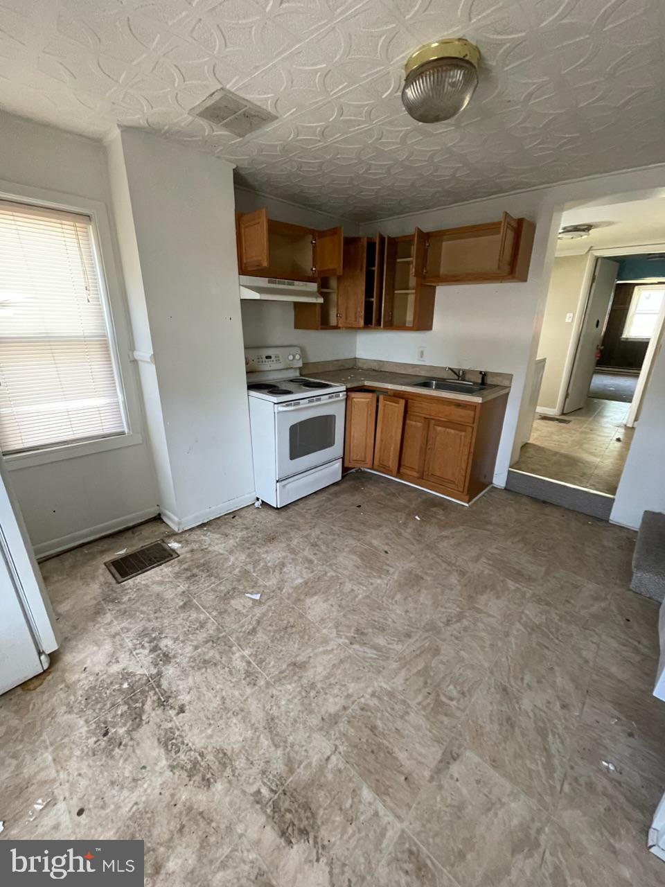 WILLIAMSPORT - Residential