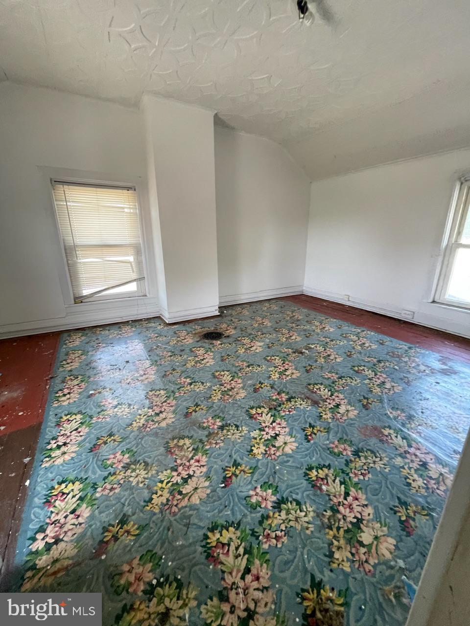 WILLIAMSPORT - Residential