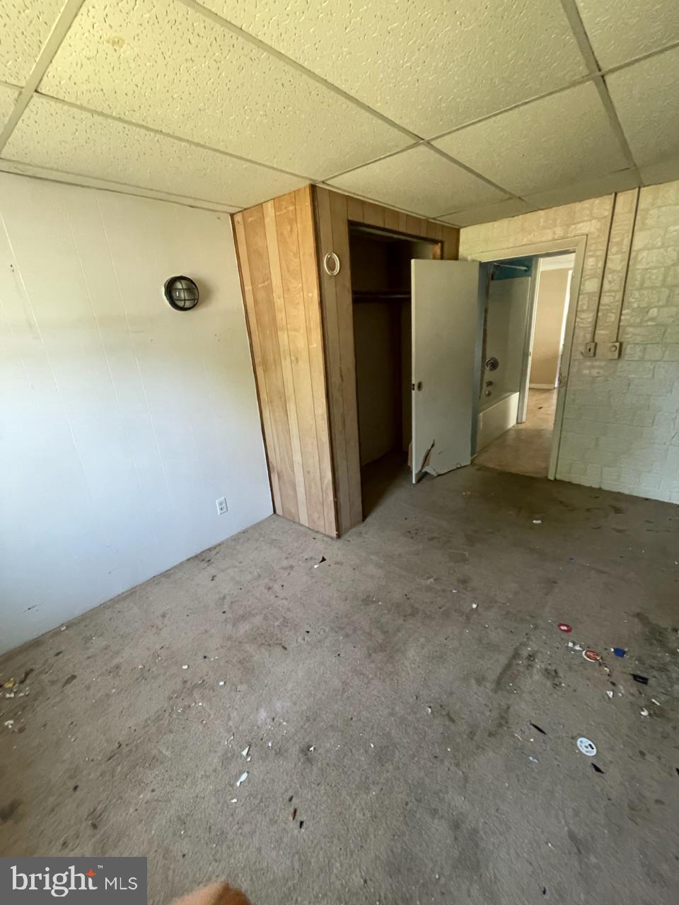 WILLIAMSPORT - Residential