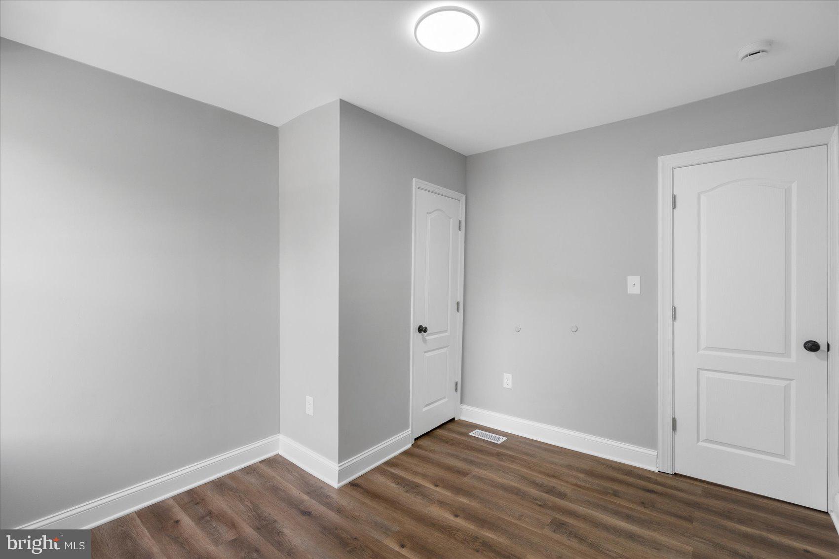 WINCHESTER - Residential