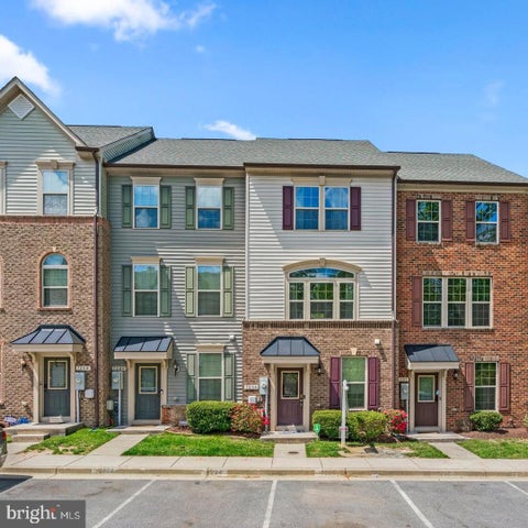 Townhouse For Rent - 7204 Winding Hills Drive<br/> HANOVER, MD 21076
