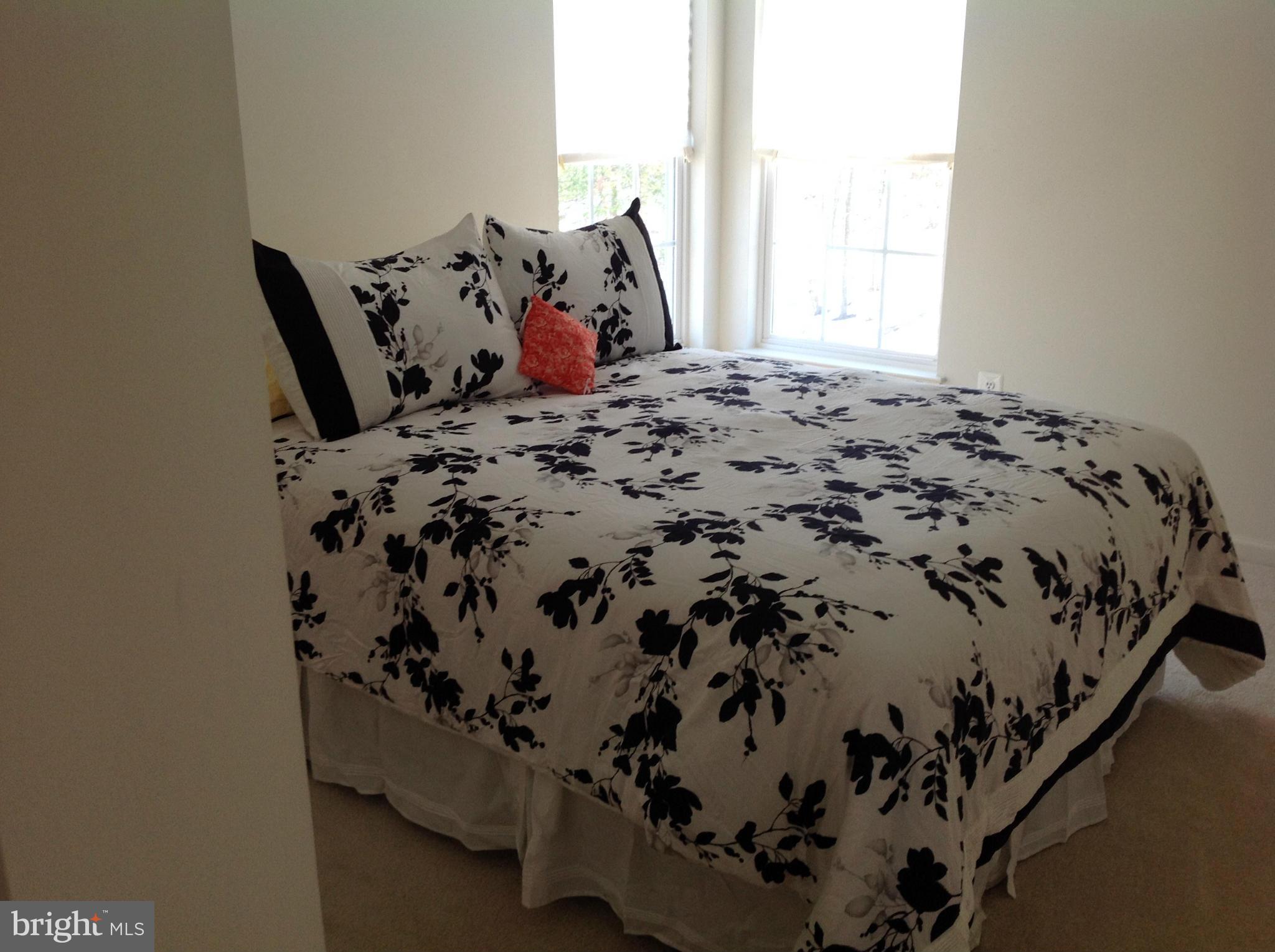 AUTUMN HILLS - Residential