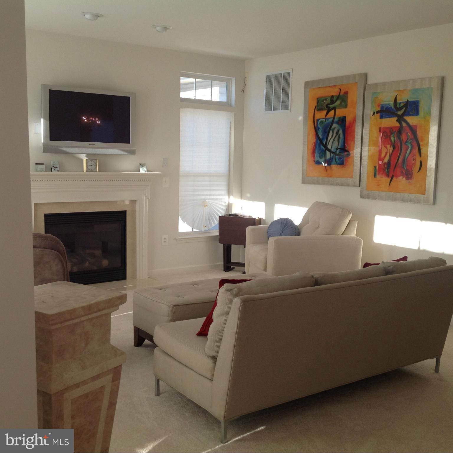 AUTUMN HILLS - Residential