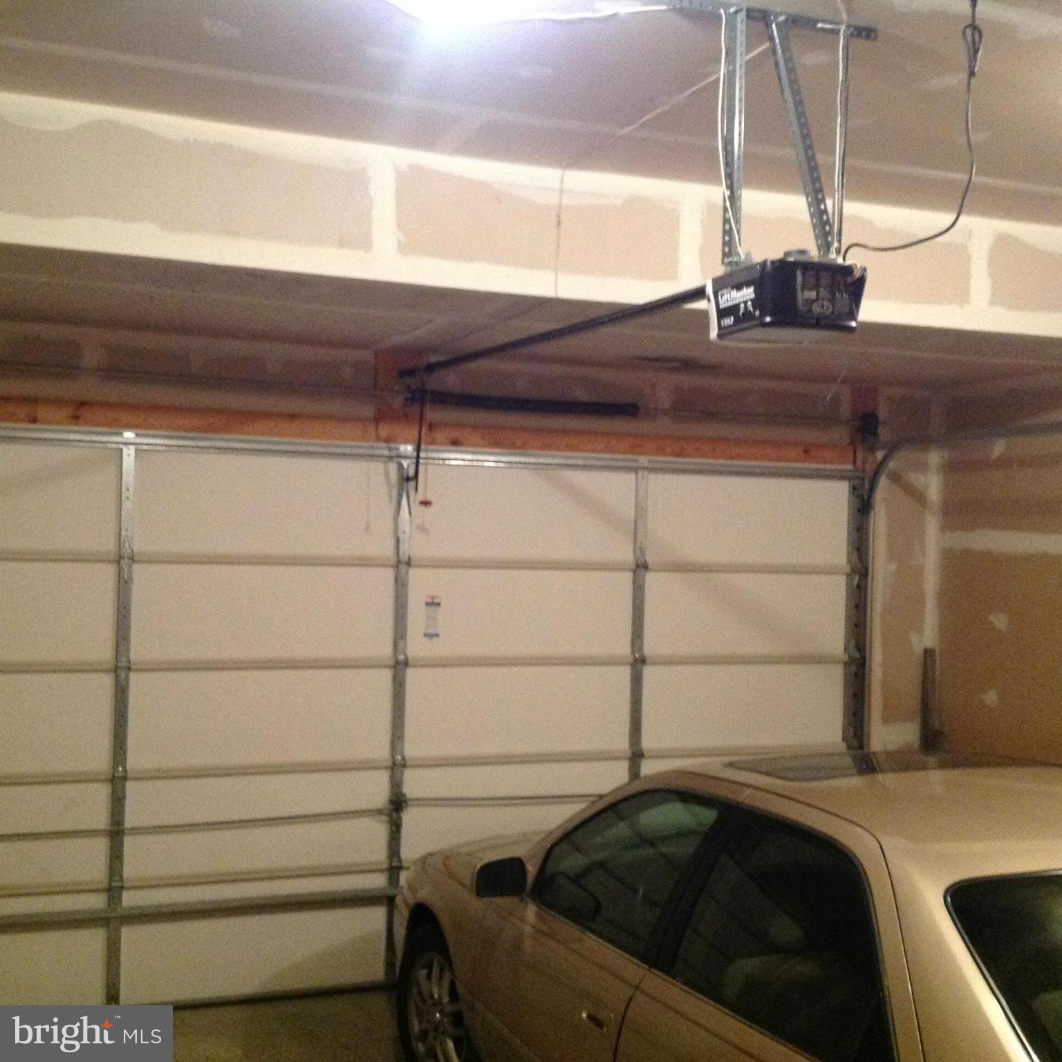 AUTUMN HILLS - Residential