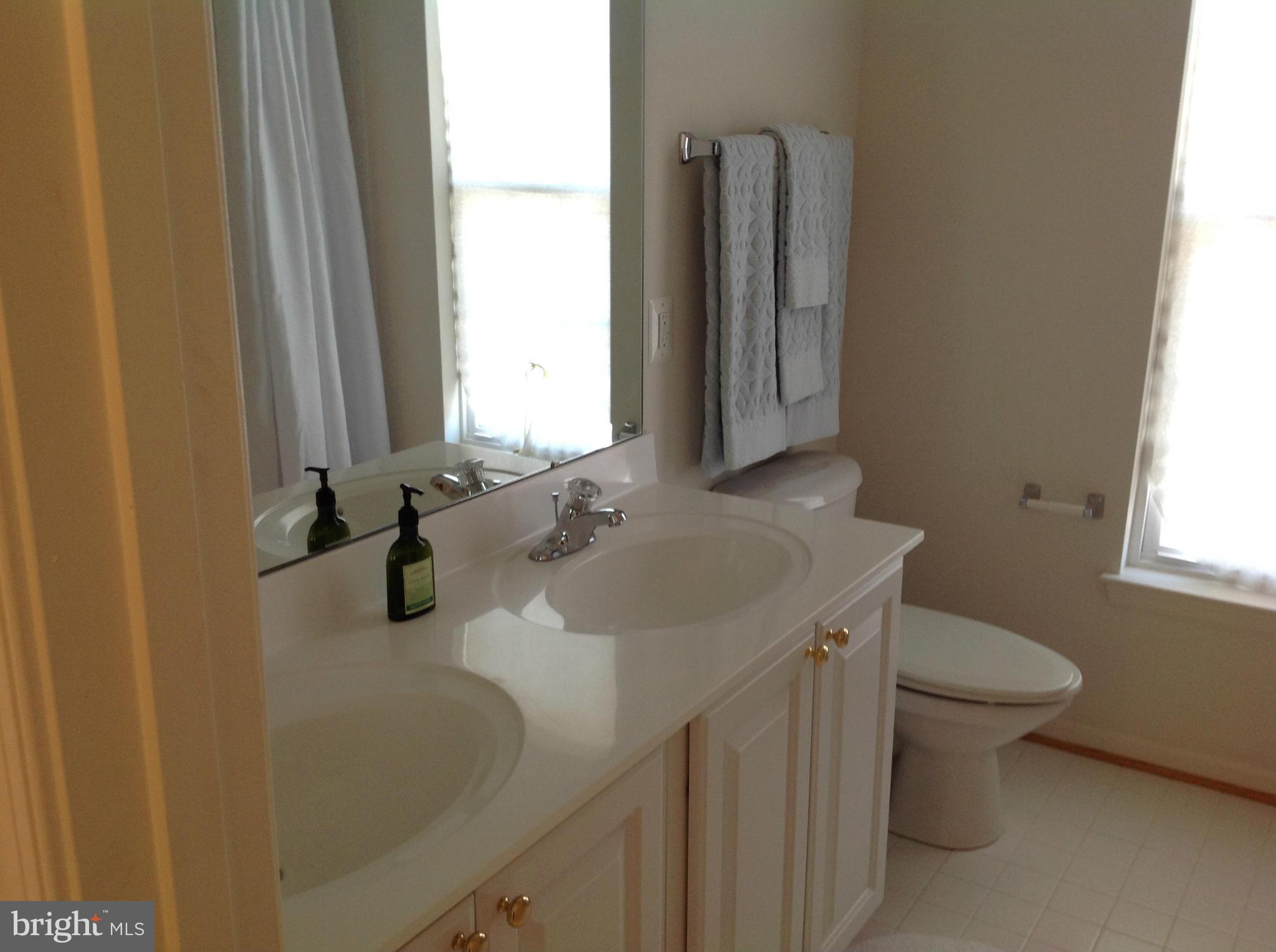 AUTUMN HILLS - Residential