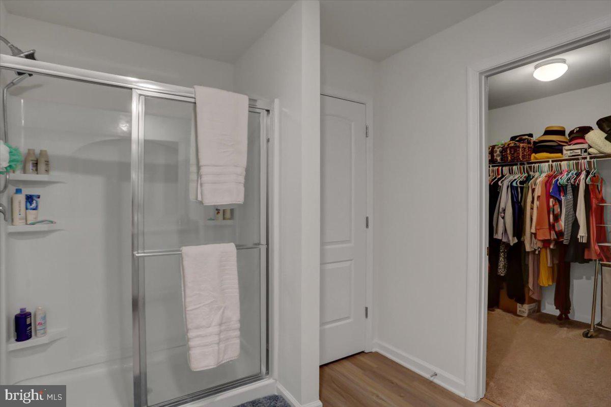 BROOKFIELD - Residential