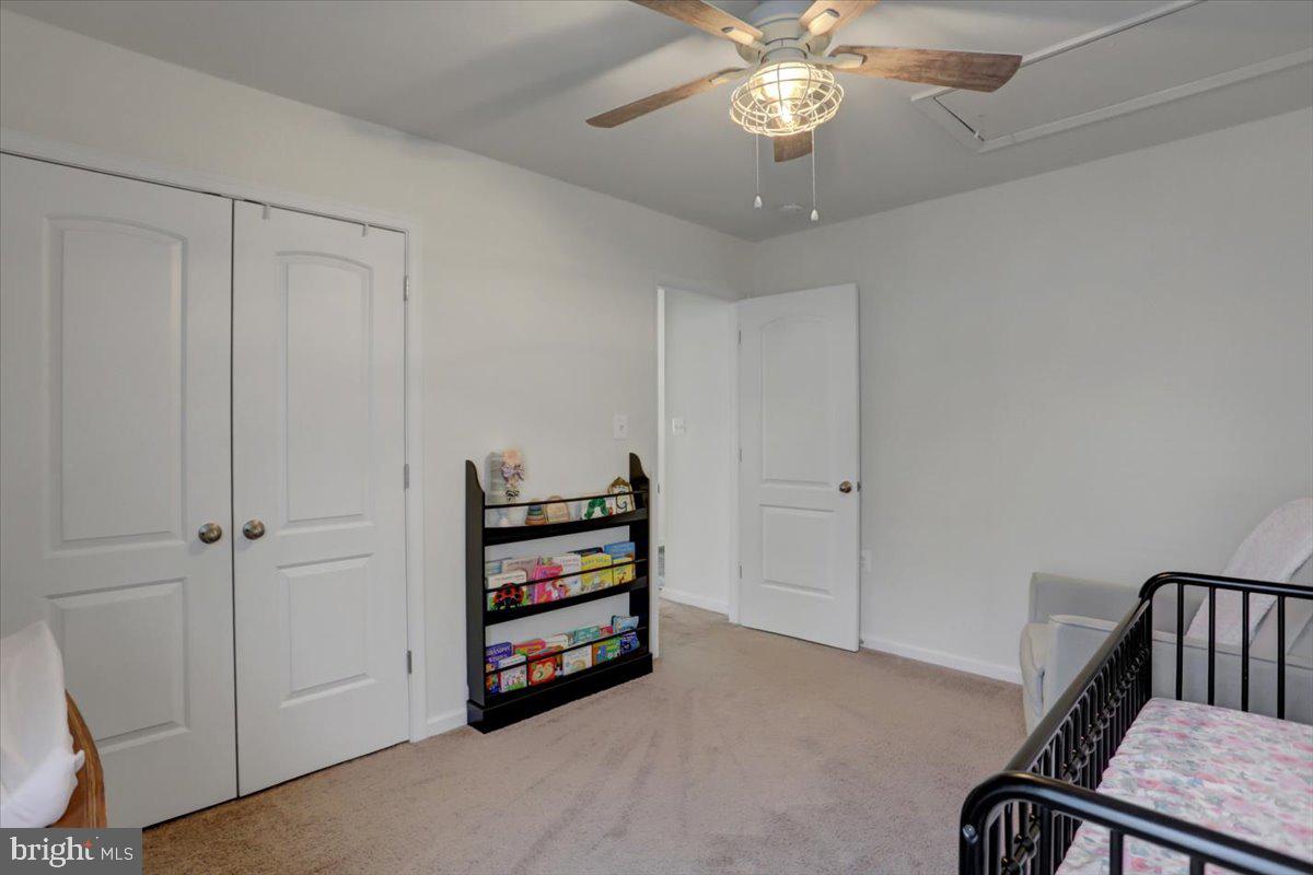 BROOKFIELD - Residential