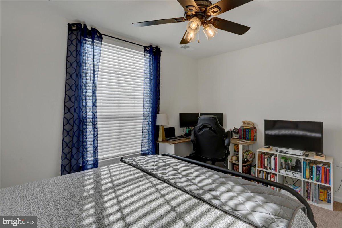 BROOKFIELD - Residential