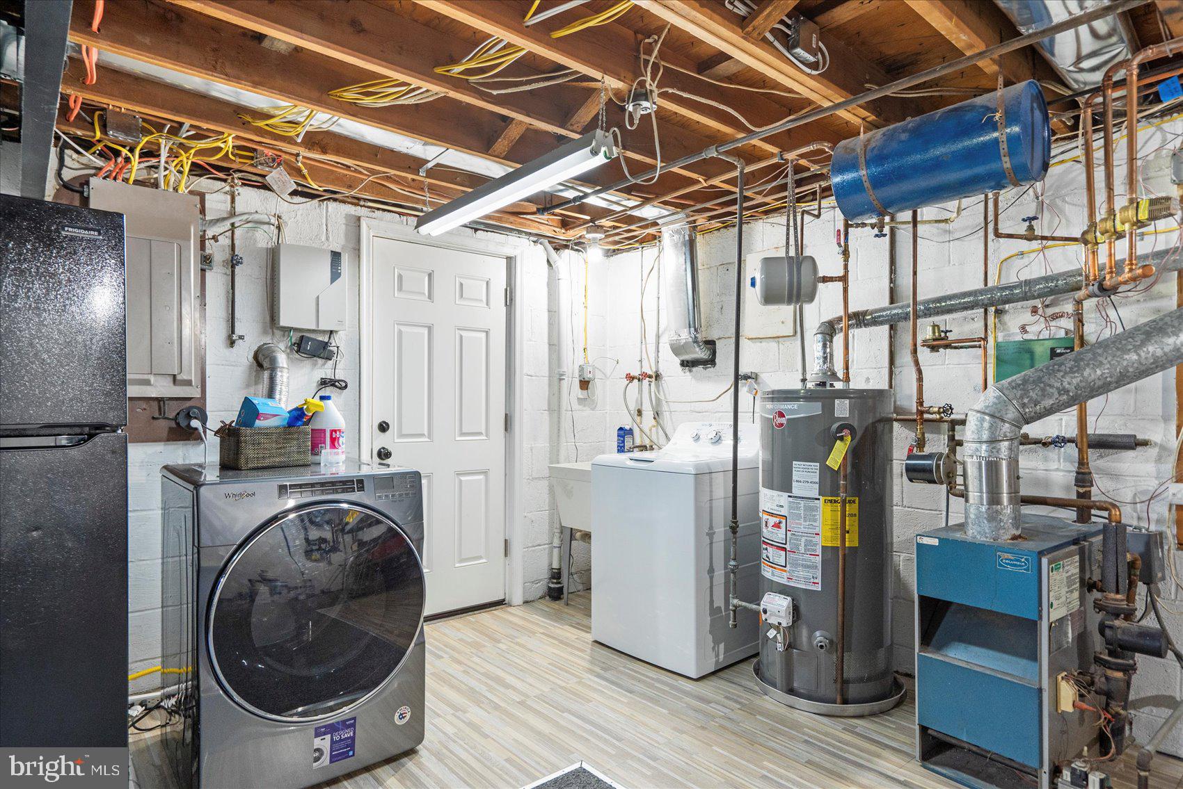 WYNNEWOOD - Residential