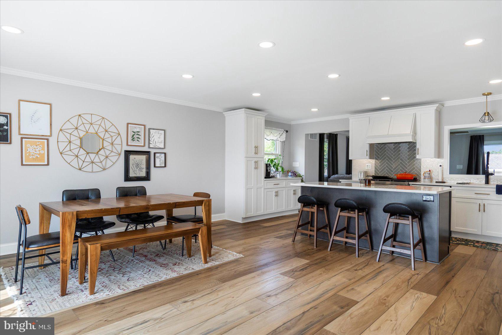 WYNNEWOOD - Residential