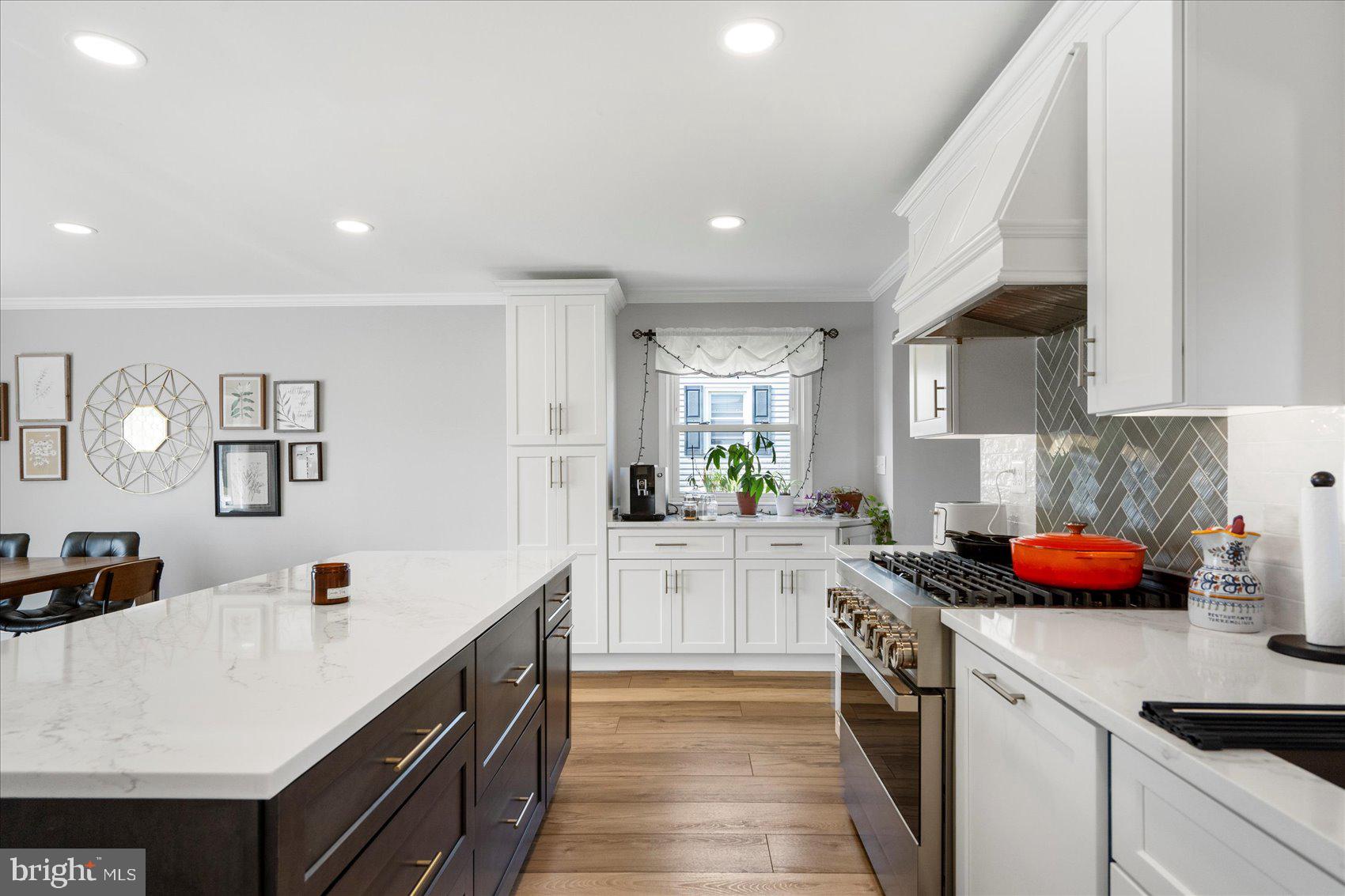 WYNNEWOOD - Residential