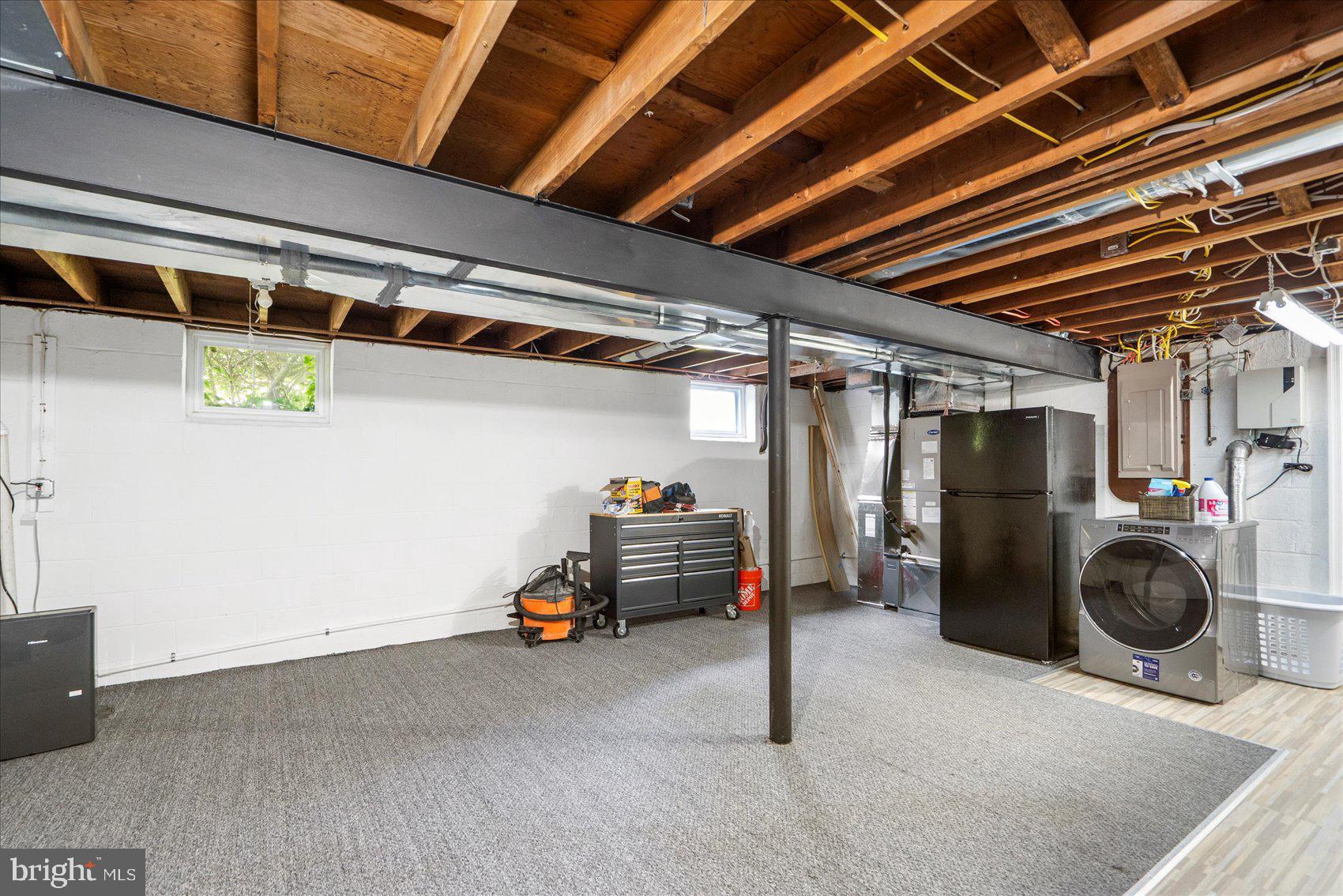 WYNNEWOOD - Residential