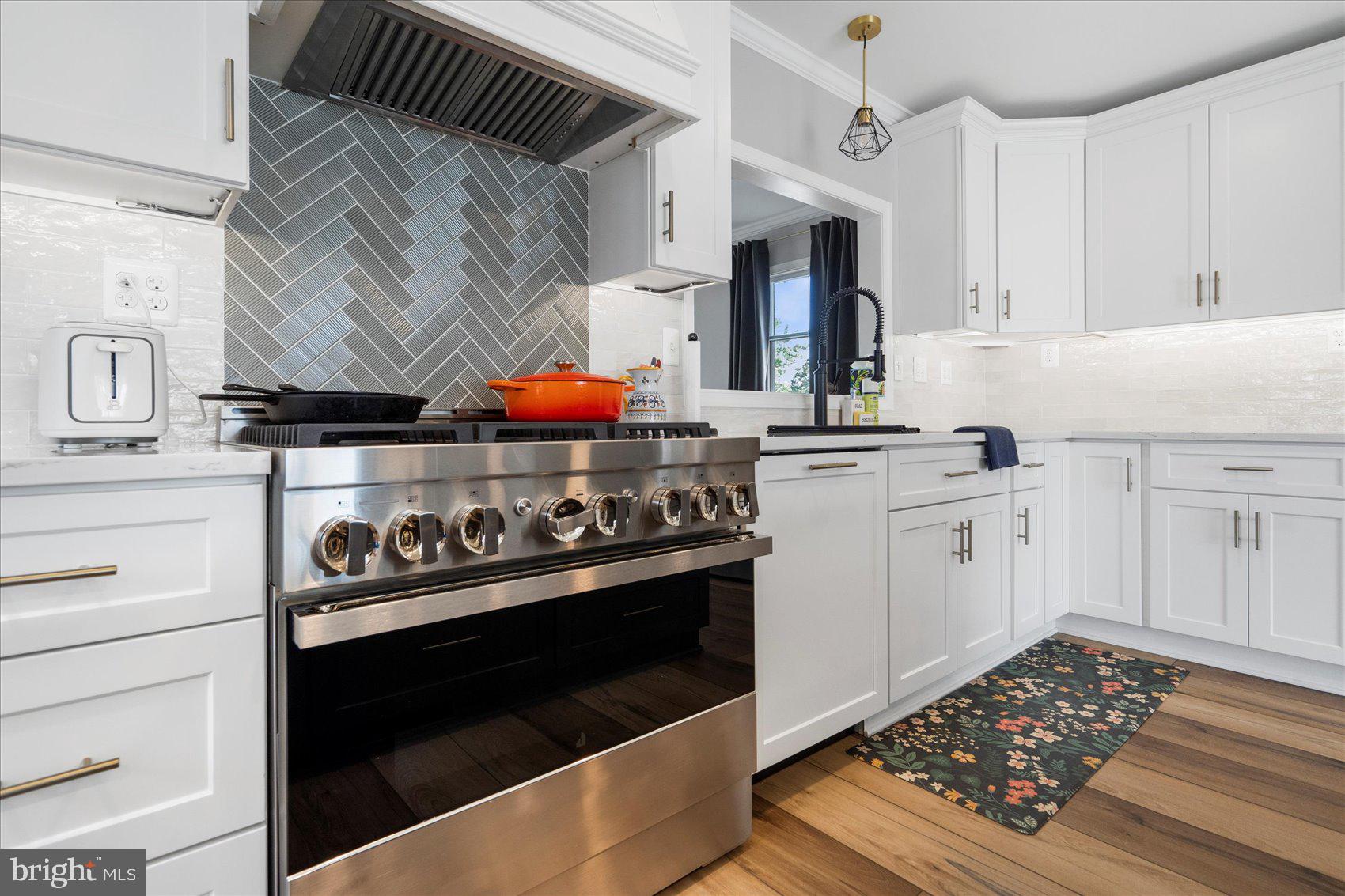 WYNNEWOOD - Residential