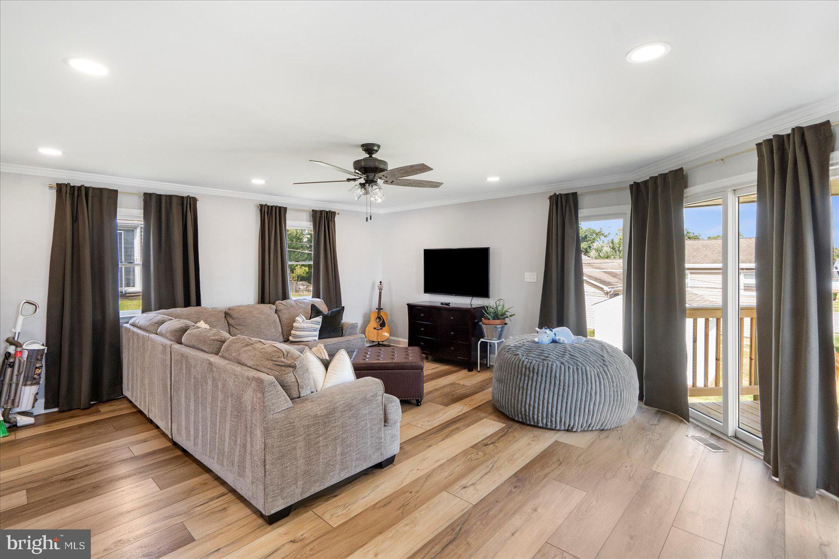 WYNNEWOOD - Residential