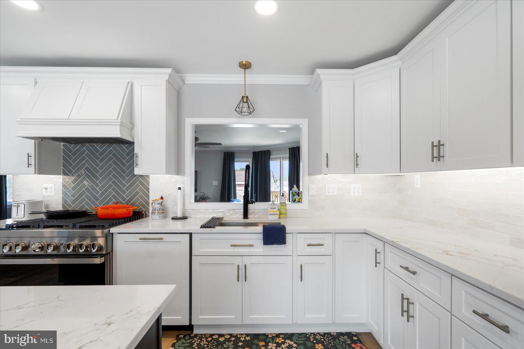 WYNNEWOOD - Residential